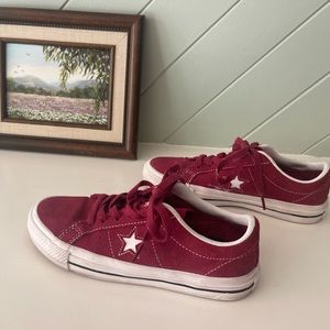 Converse Suede One Star Deep Bordeaux and White Mens Size 4 Women’s Size 5.55